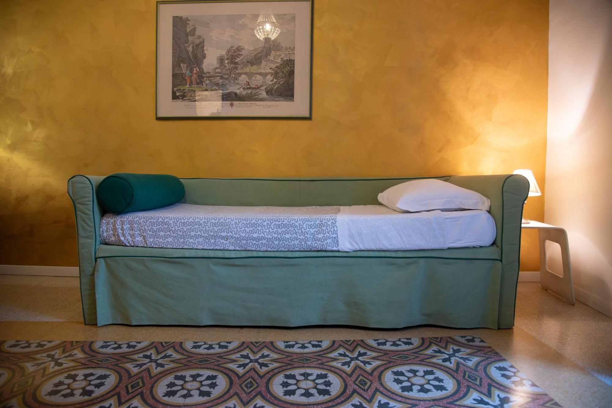 Santonofrio Apartment *