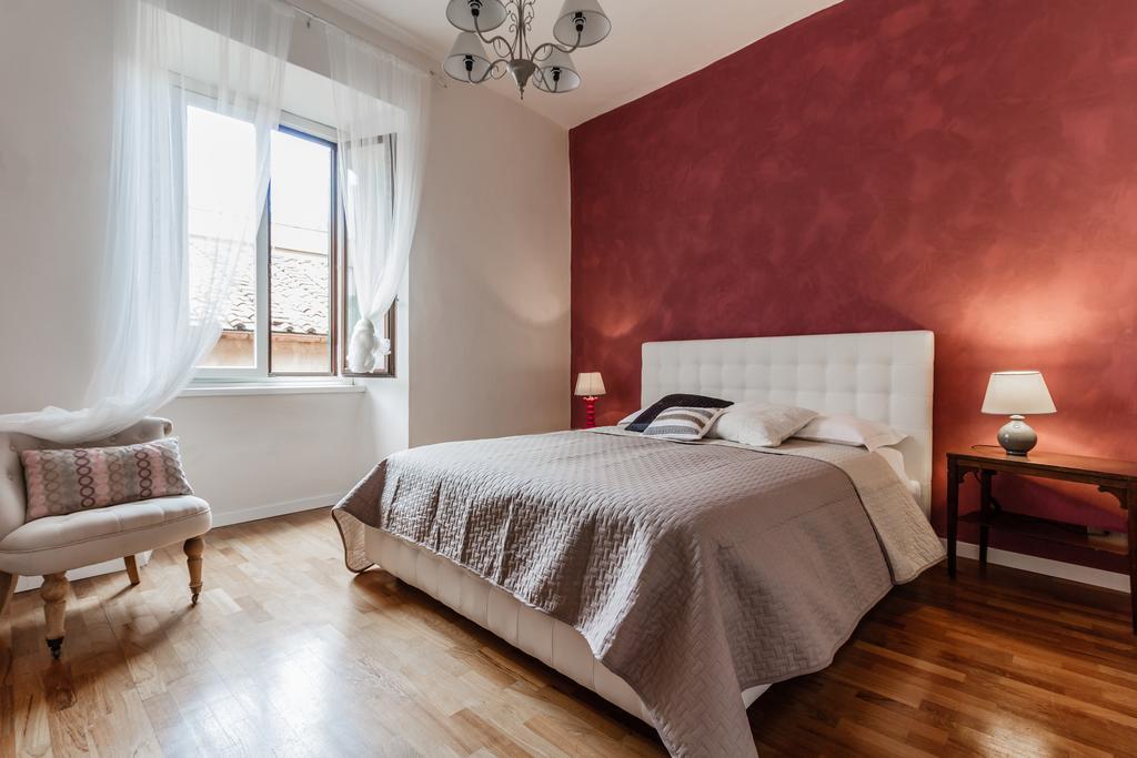 Apartment Santonofrio Rome